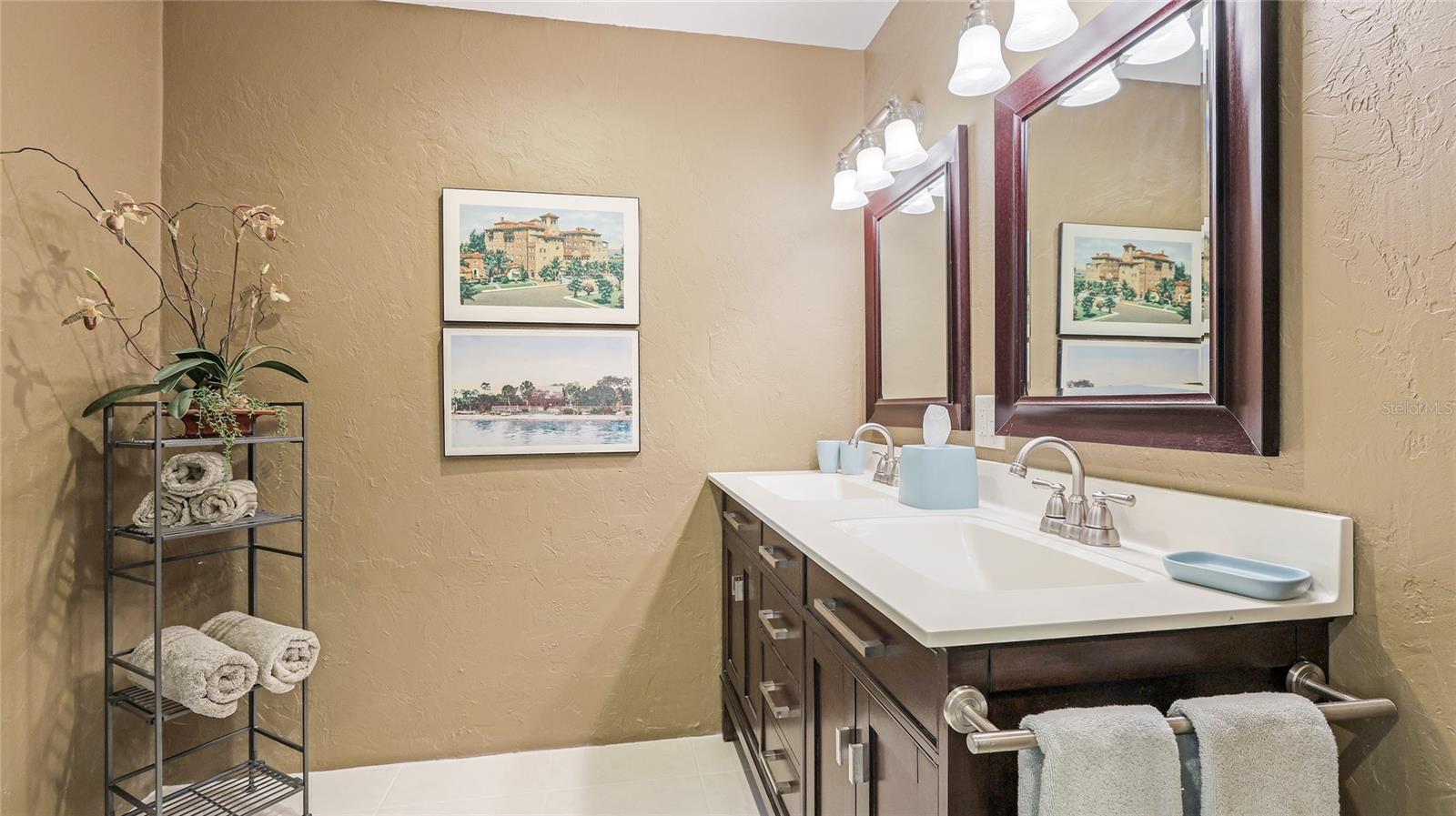 5135 RIVERWOOD AVE, SARASOTA, FL, 34231