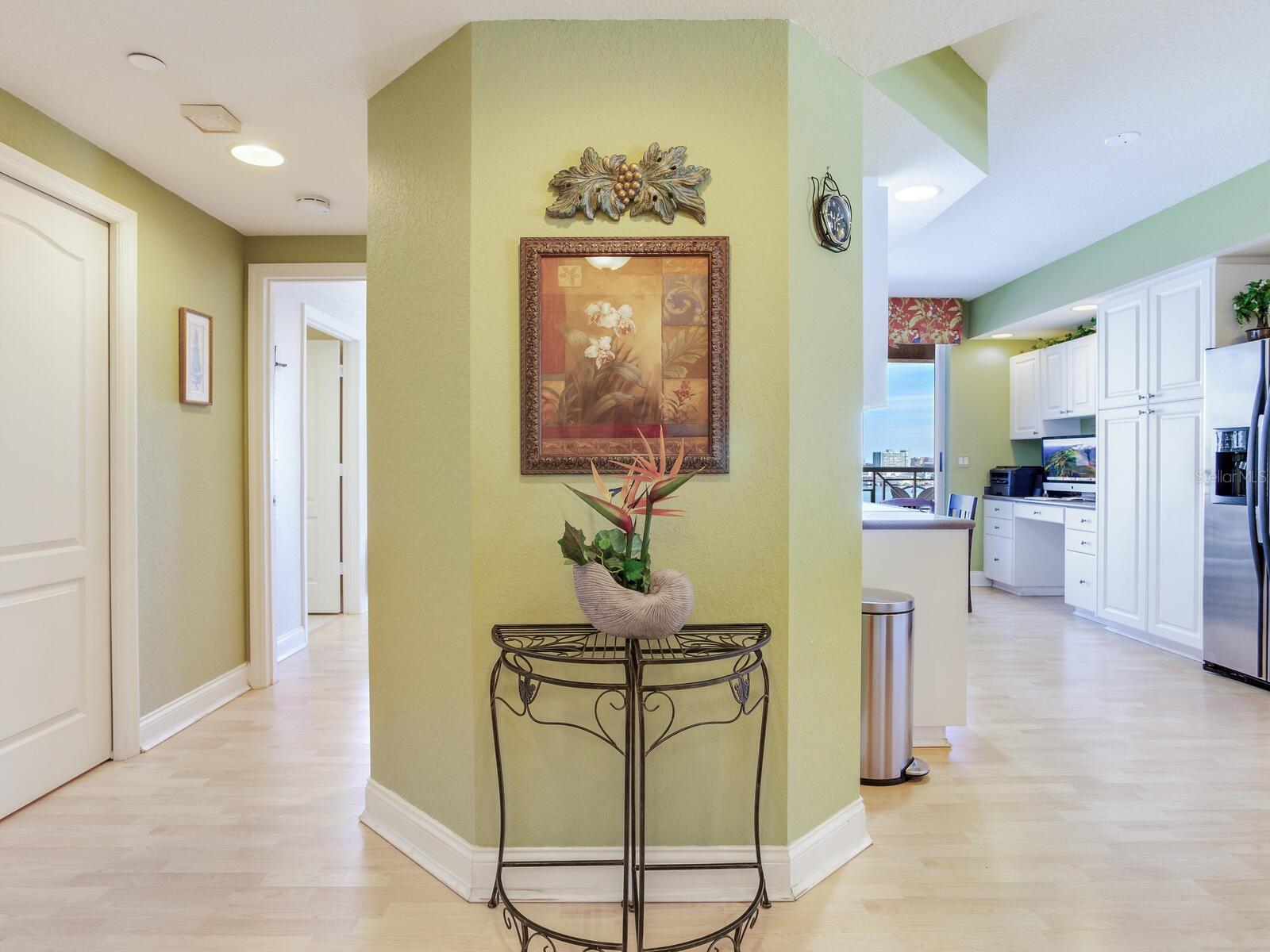 11 SAN MARCO ST #807, CLEARWATER BEACH, FL, 33767