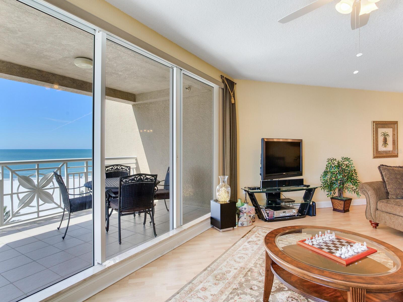 11 SAN MARCO ST #807, CLEARWATER BEACH, FL, 33767