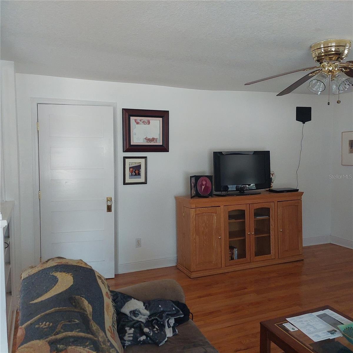 1001 W BAKER ST, PLANT CITY, FL, 33563