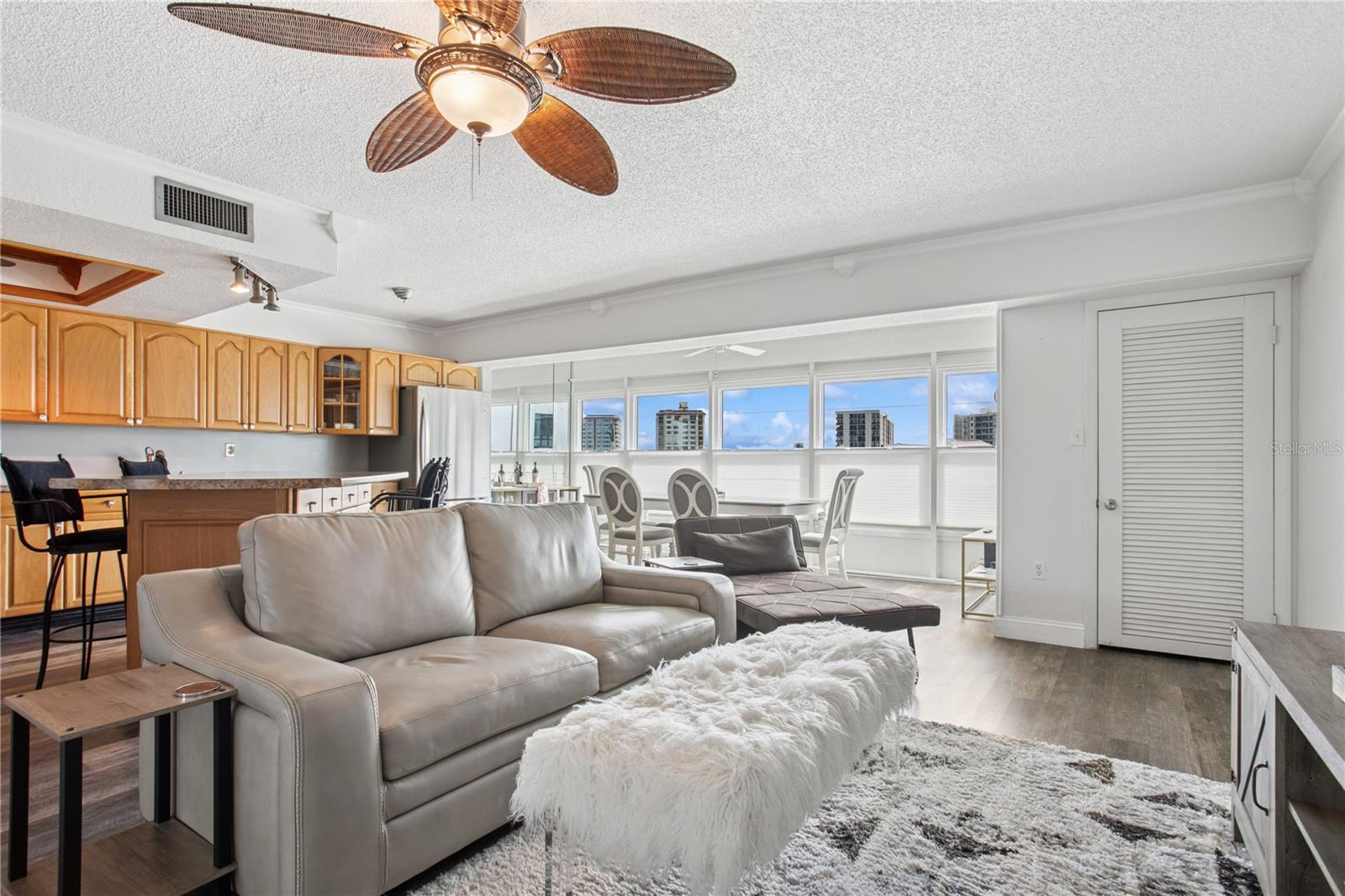 661 POINSETTIA AVE #307, CLEARWATER BEACH, FL, 33767