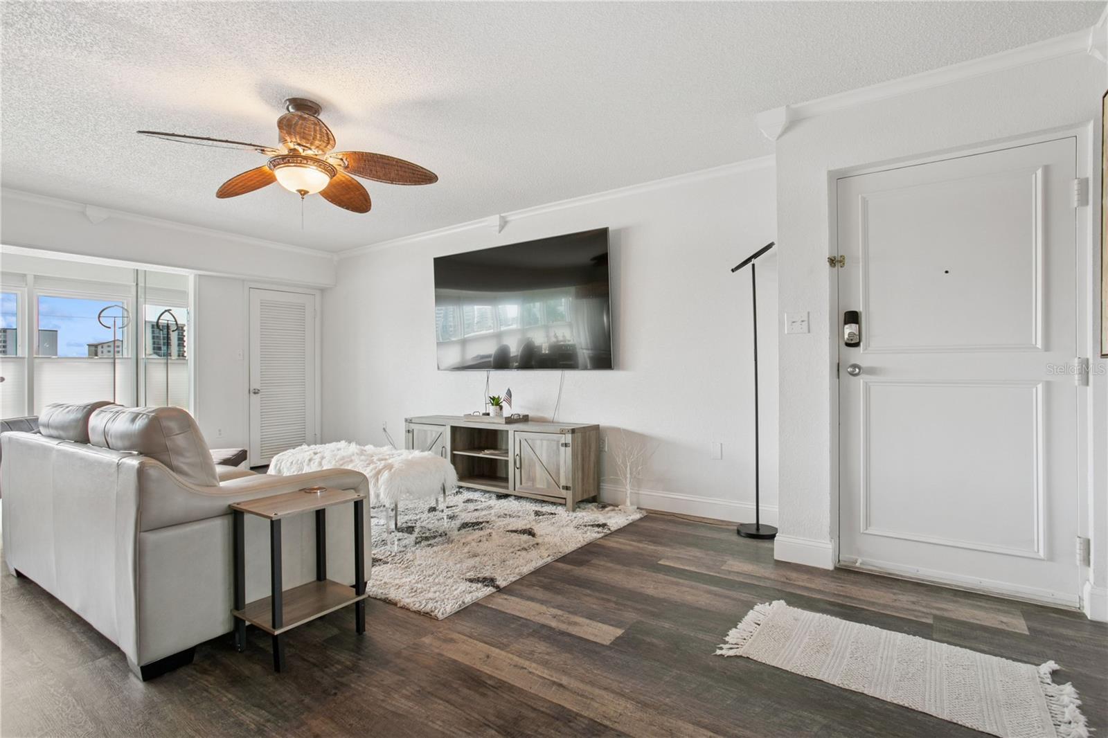 661 POINSETTIA AVE #307, CLEARWATER BEACH, FL, 33767