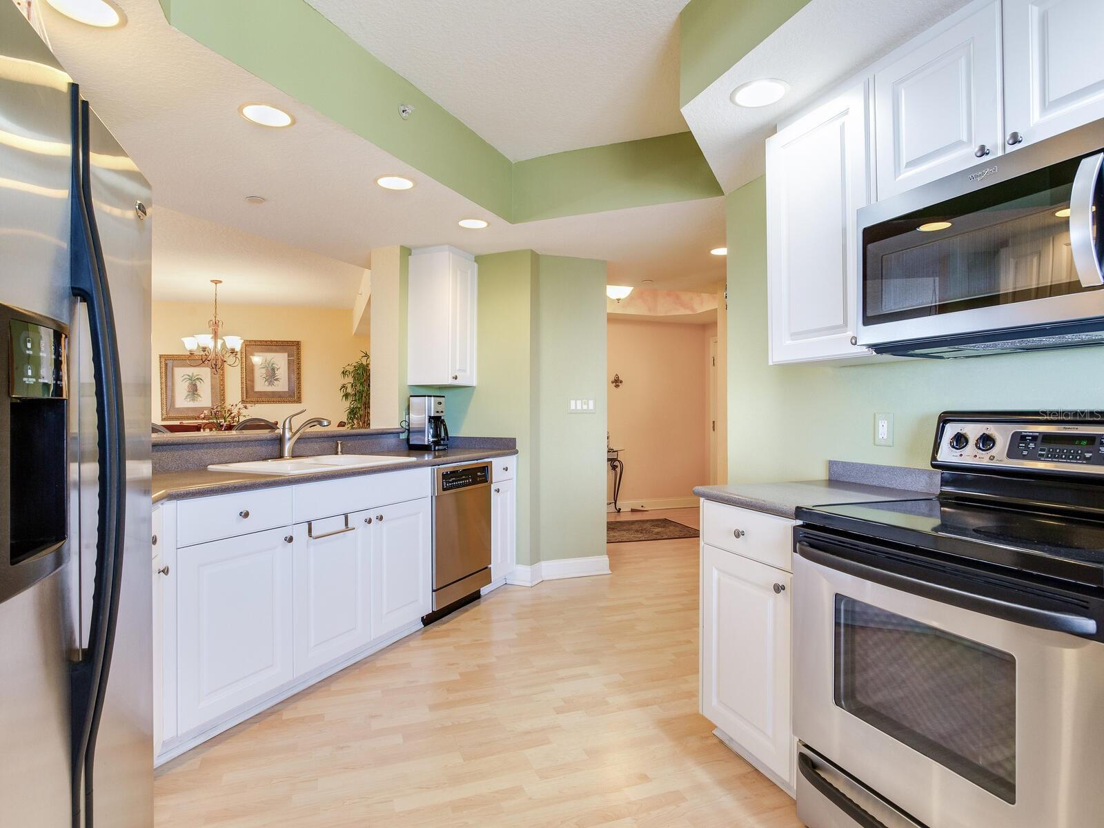 11 SAN MARCO ST #807, CLEARWATER BEACH, FL, 33767