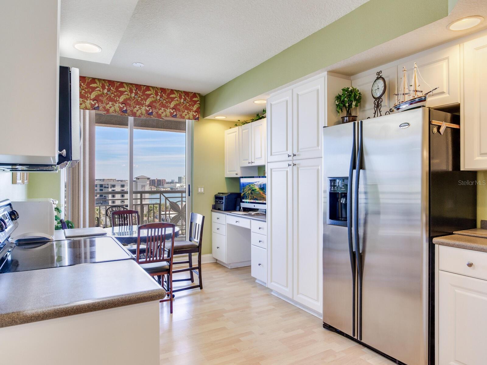 11 SAN MARCO ST #807, CLEARWATER BEACH, FL, 33767