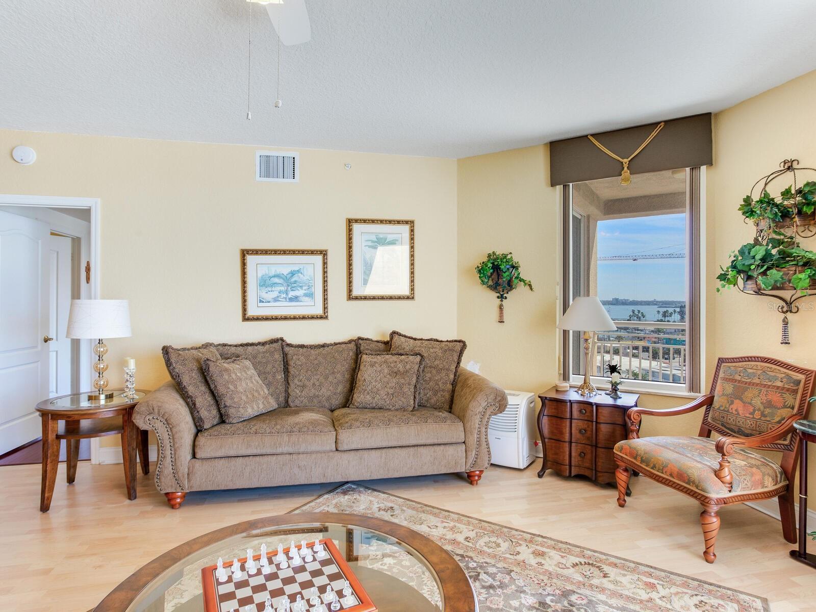 11 SAN MARCO ST #807, CLEARWATER BEACH, FL, 33767