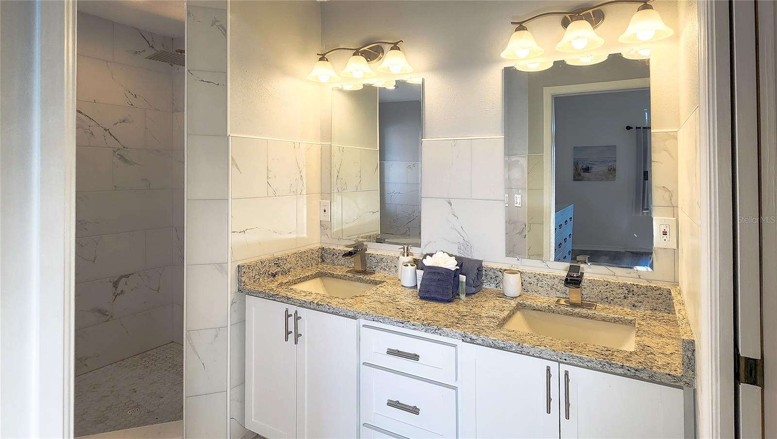 18 CRIS LN, PALM COAST, FL, 32137