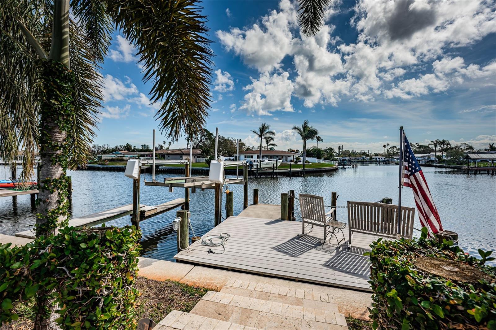 4937 DOVER ST NE, ST PETERSBURG, FL, 33703
