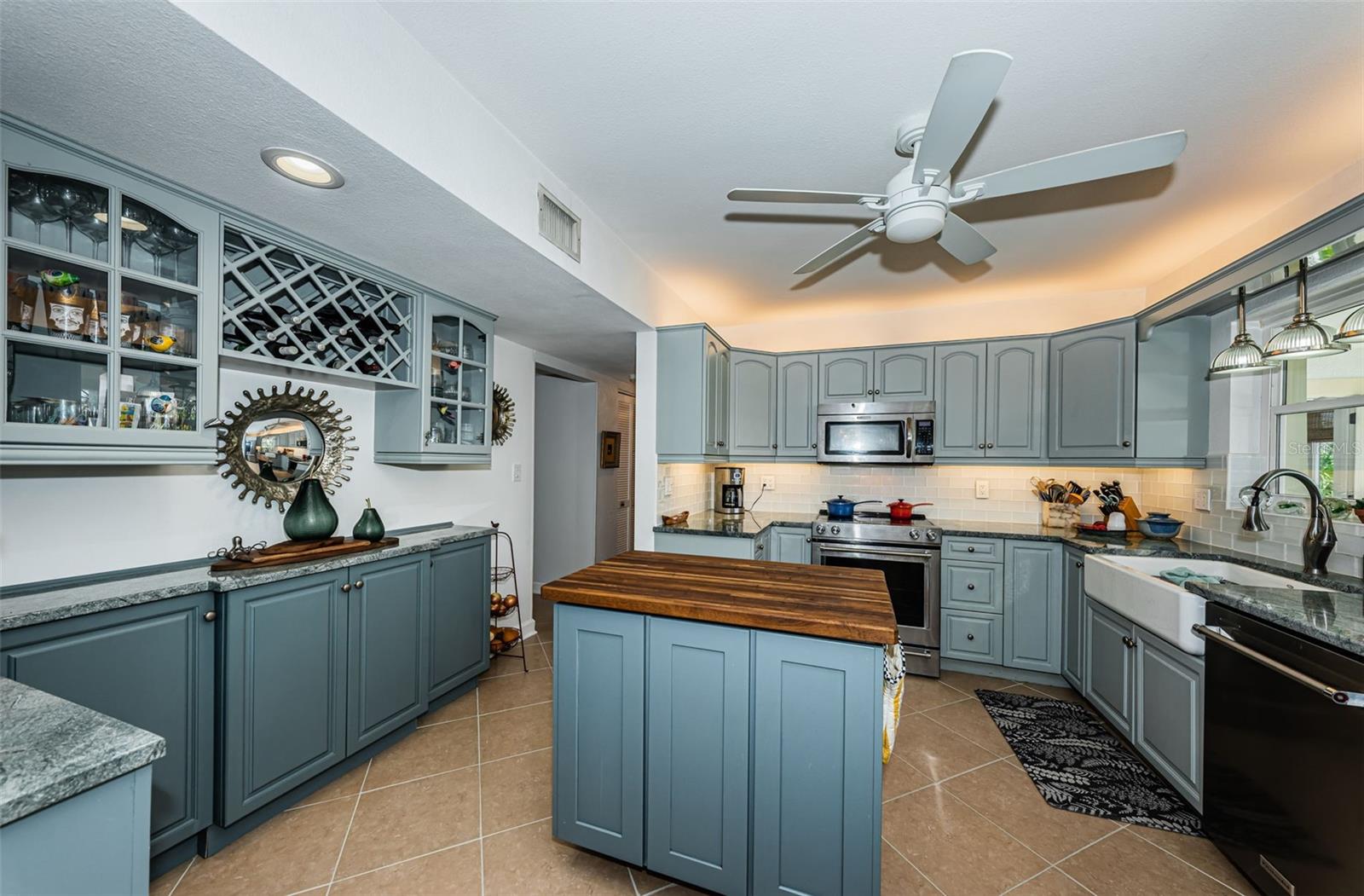 4937 DOVER ST NE, ST PETERSBURG, FL, 33703