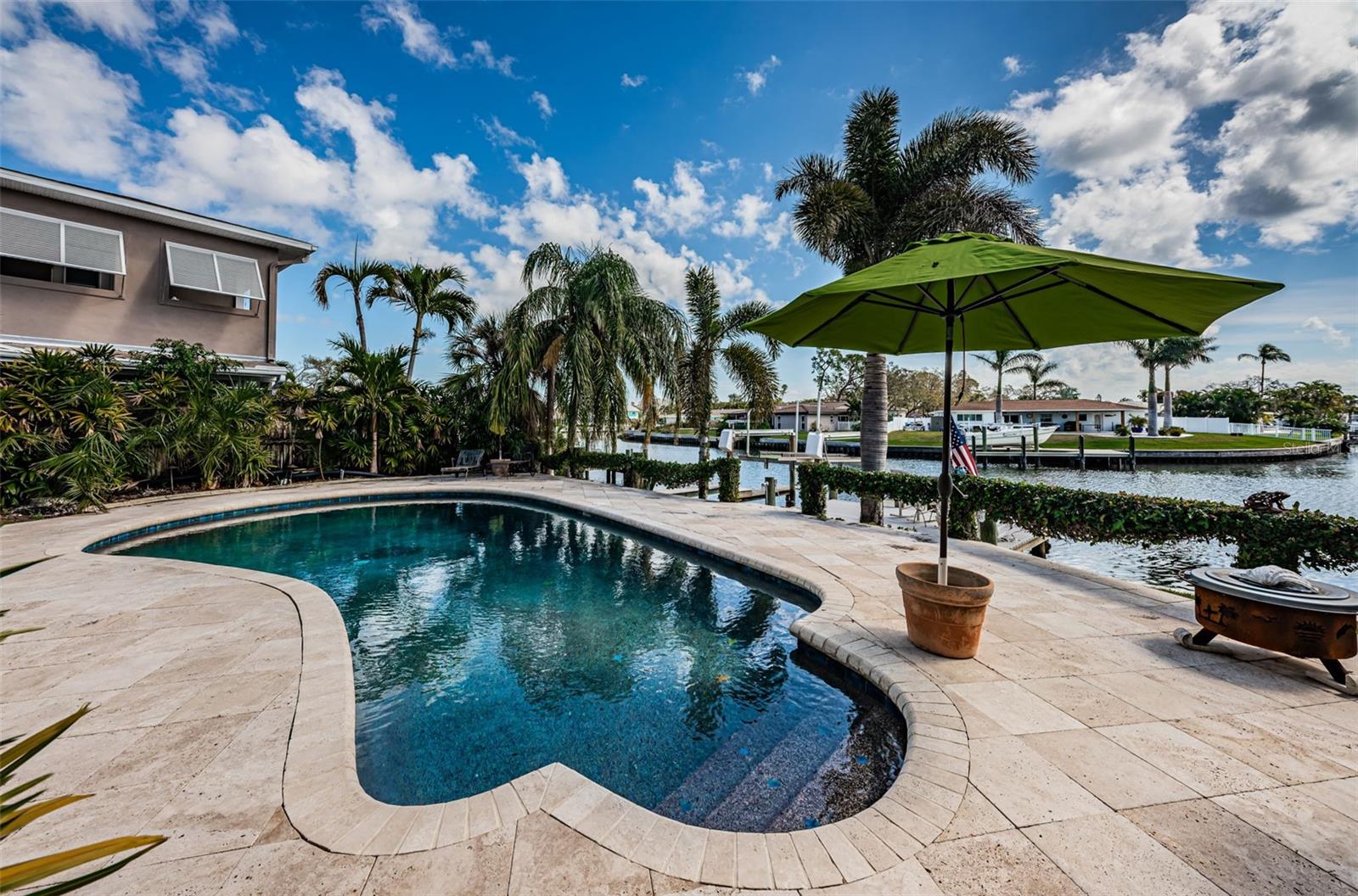 4937 DOVER ST NE, ST PETERSBURG, FL, 33703