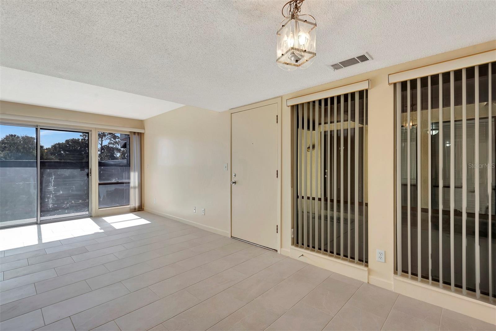 48 CLUB HOUSE DR #106, PALM COAST, FL, 32137