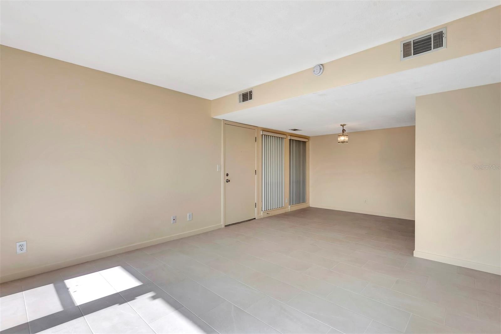 48 CLUB HOUSE DR #106, PALM COAST, FL, 32137