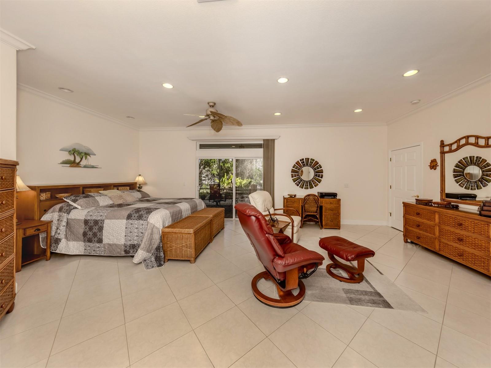 333 BAYSHORE DR, VENICE, FL, 34285