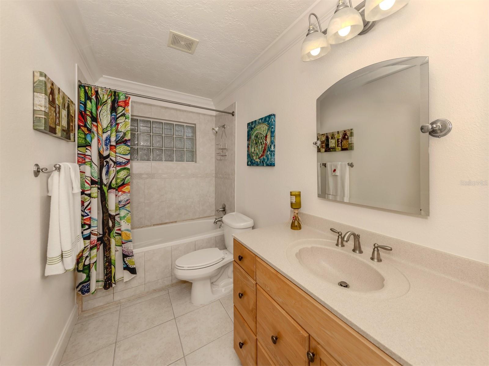 333 BAYSHORE DR, VENICE, FL, 34285