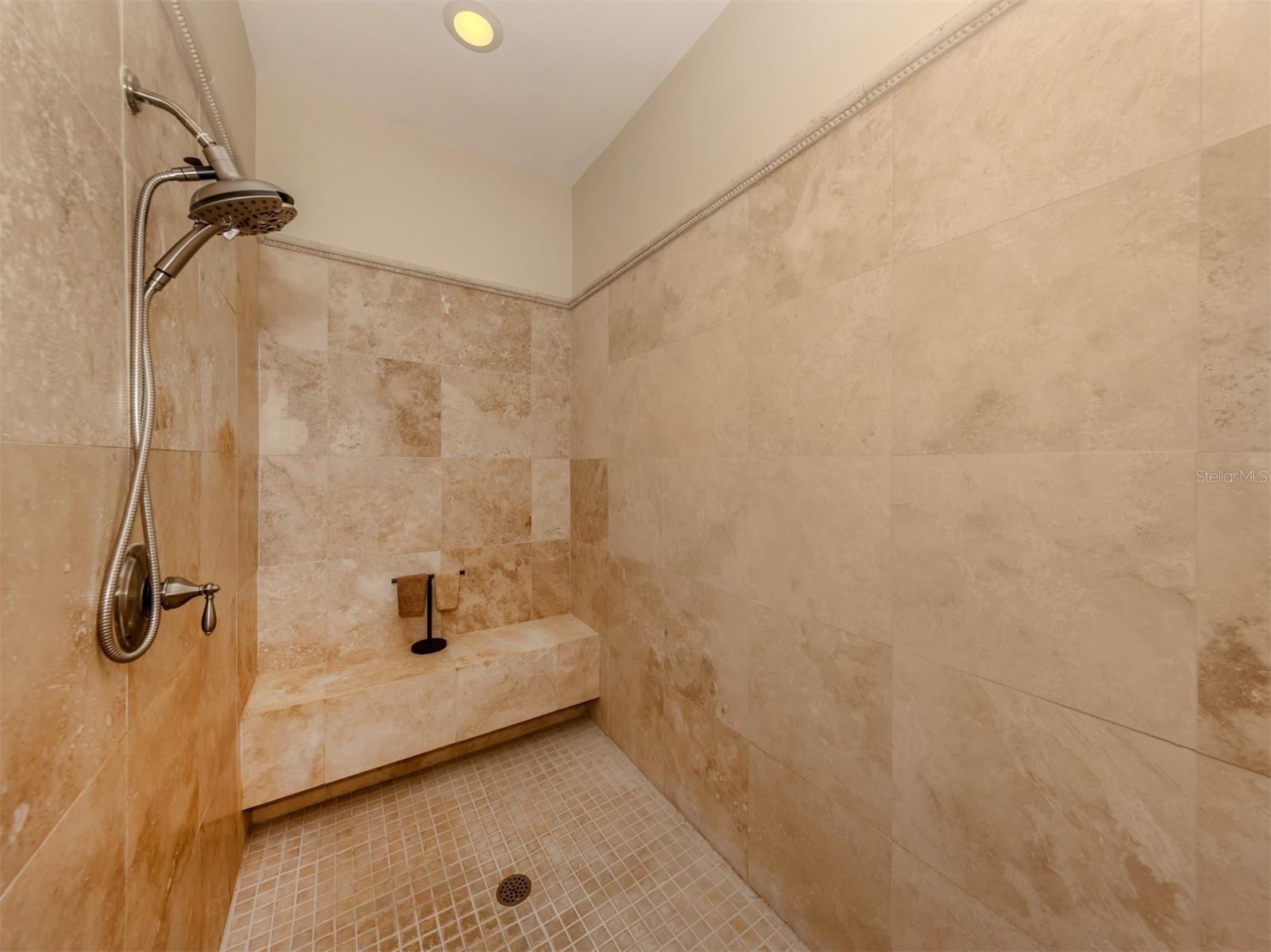 333 BAYSHORE DR, VENICE, FL, 34285