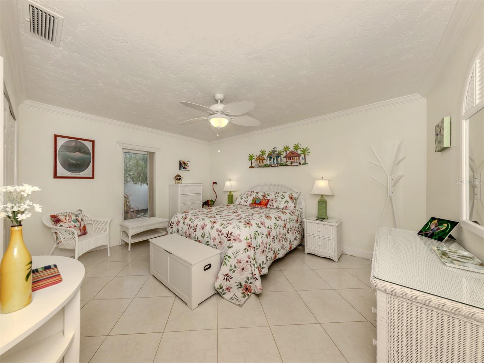 333 BAYSHORE DR, VENICE, FL, 34285