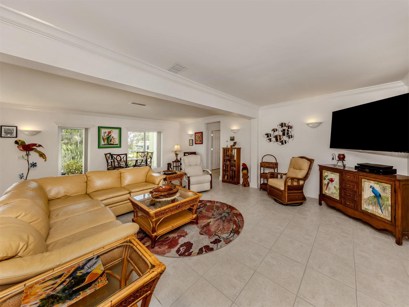 333 BAYSHORE DR, VENICE, FL, 34285