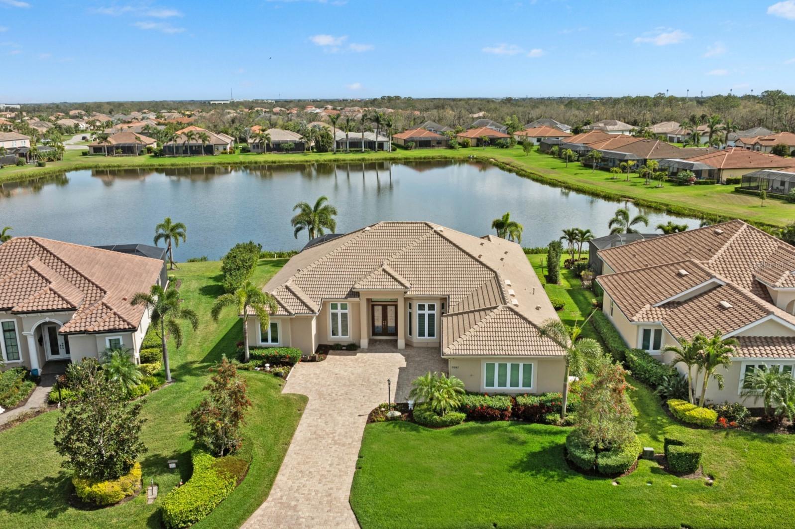 9641 CARNOUSTIE PL, BRADENTON, FL, 34211