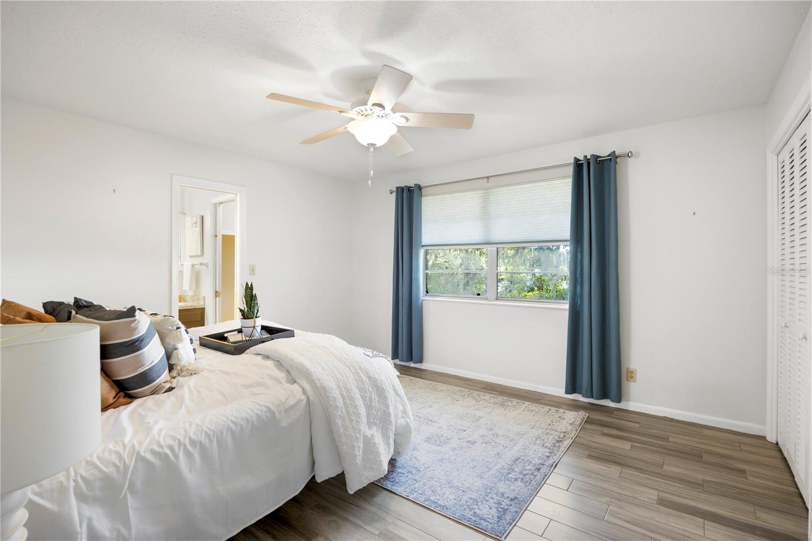 150 LONG LAKE RD, HAWTHORNE, FL, 32640