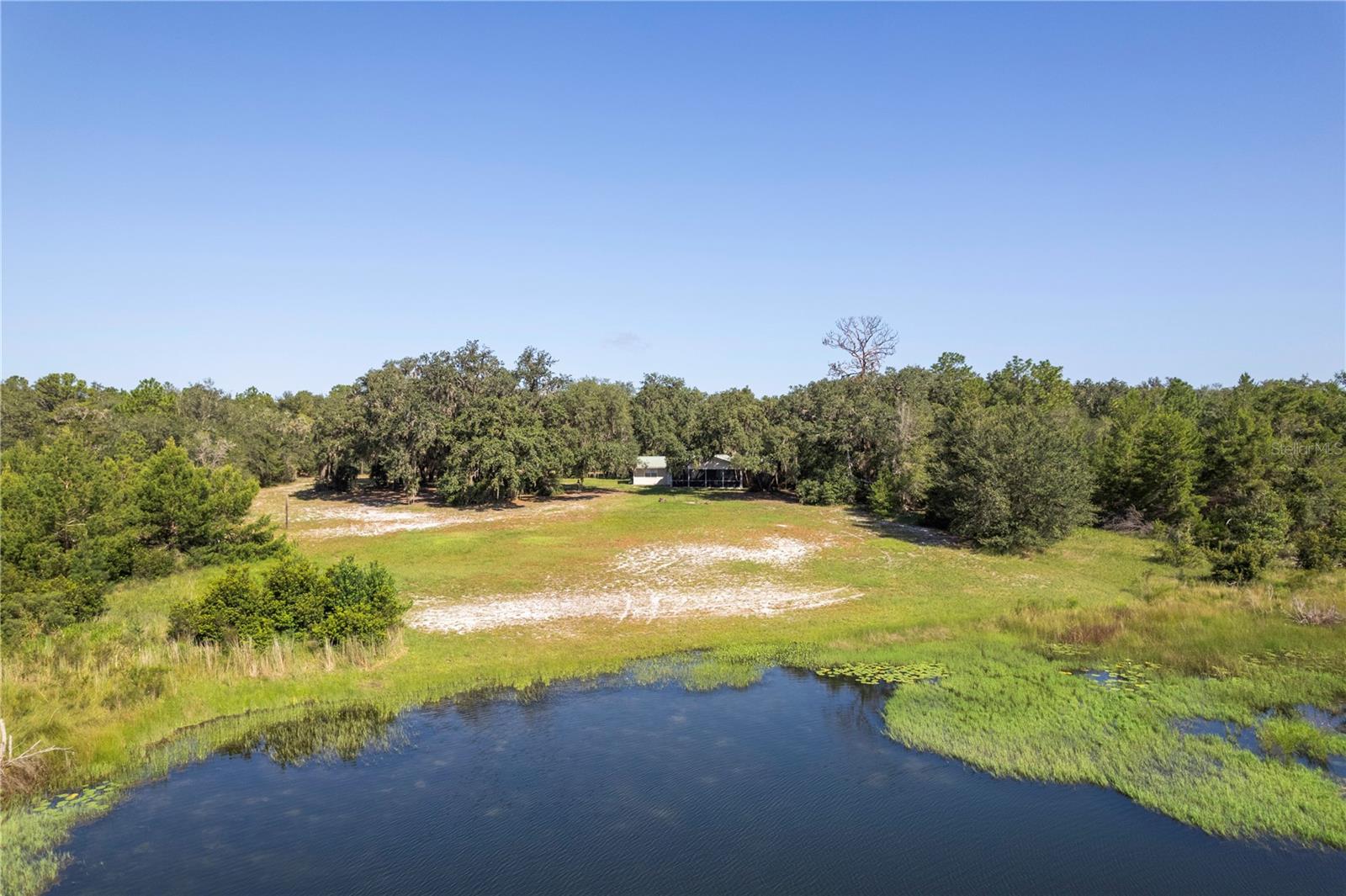 150 LONG LAKE RD, HAWTHORNE, FL, 32640