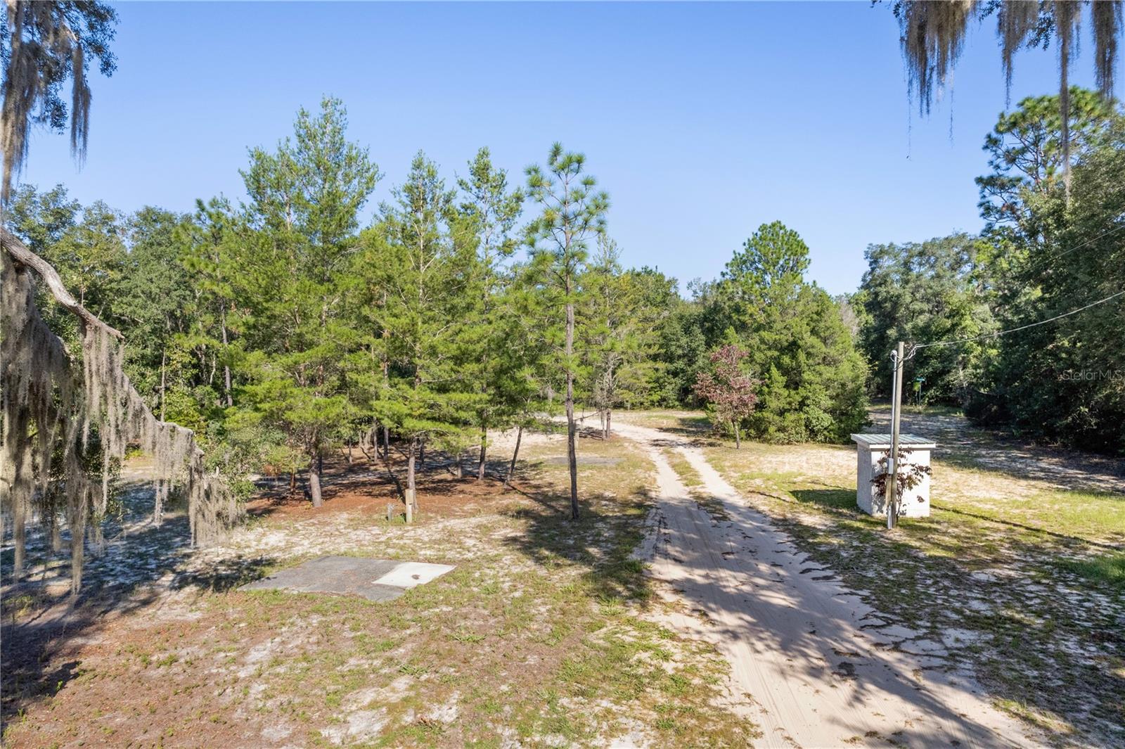 150 LONG LAKE RD, HAWTHORNE, FL, 32640