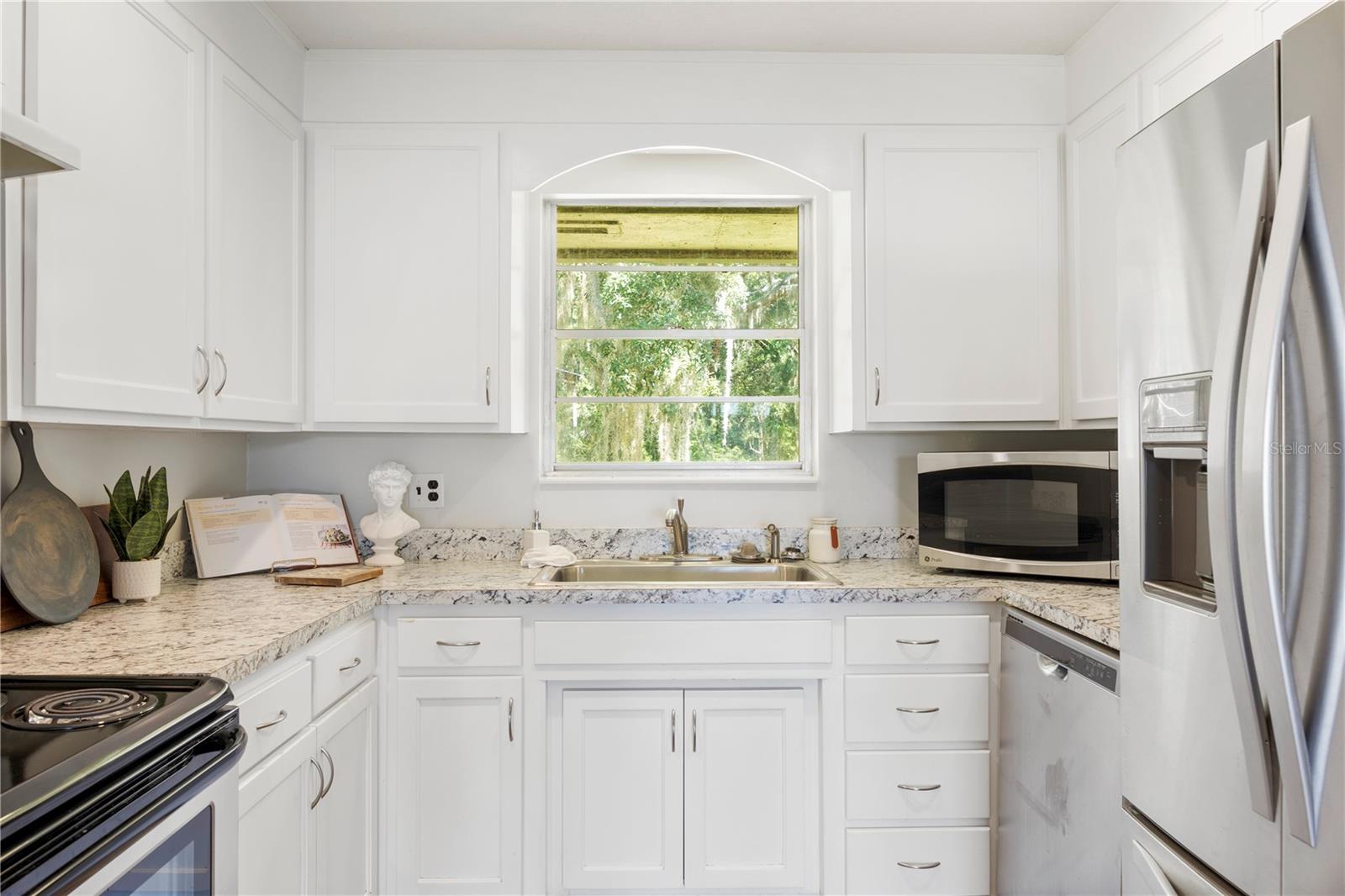 150 LONG LAKE RD, HAWTHORNE, FL, 32640