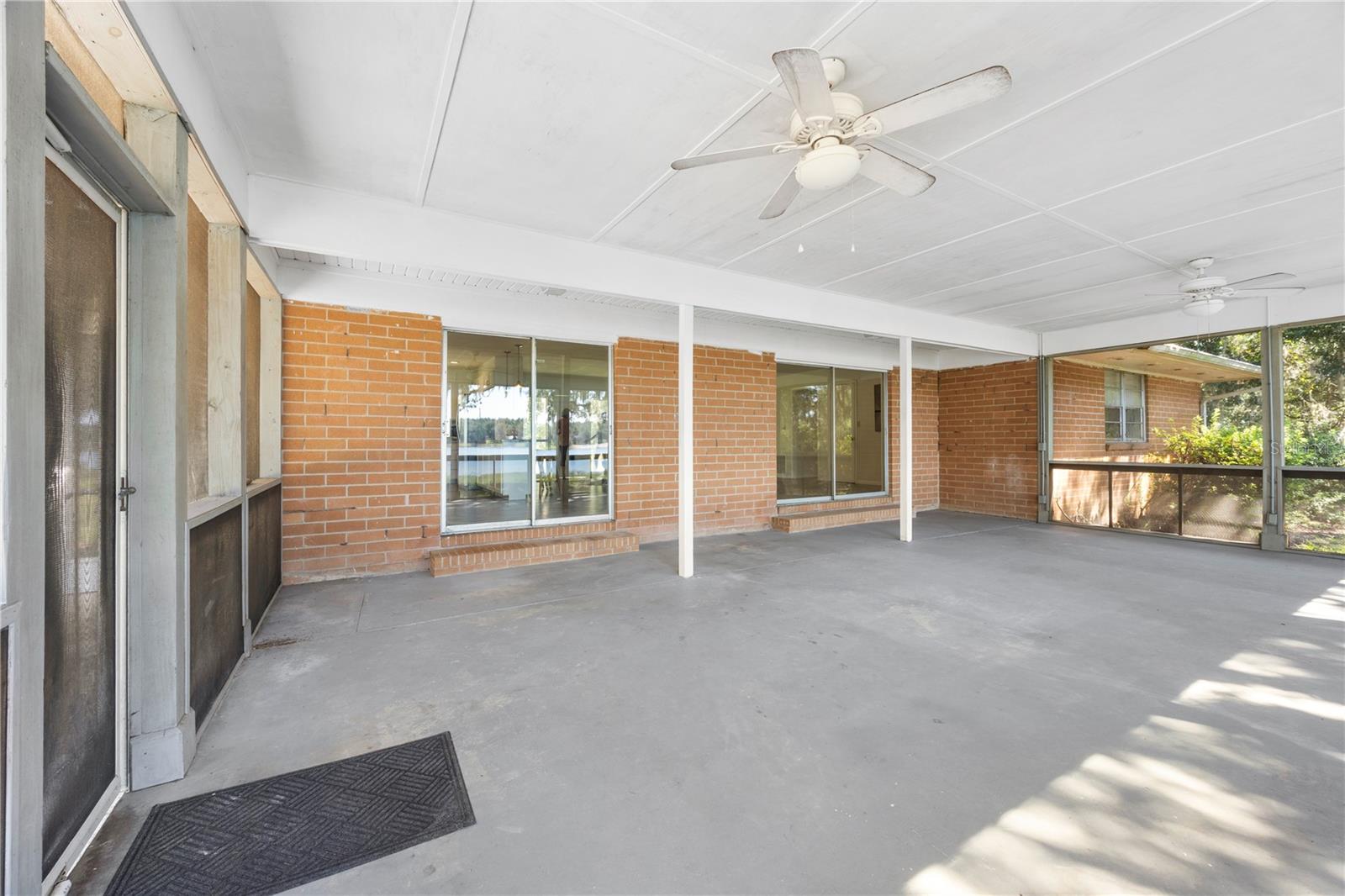 150 LONG LAKE RD, HAWTHORNE, FL, 32640