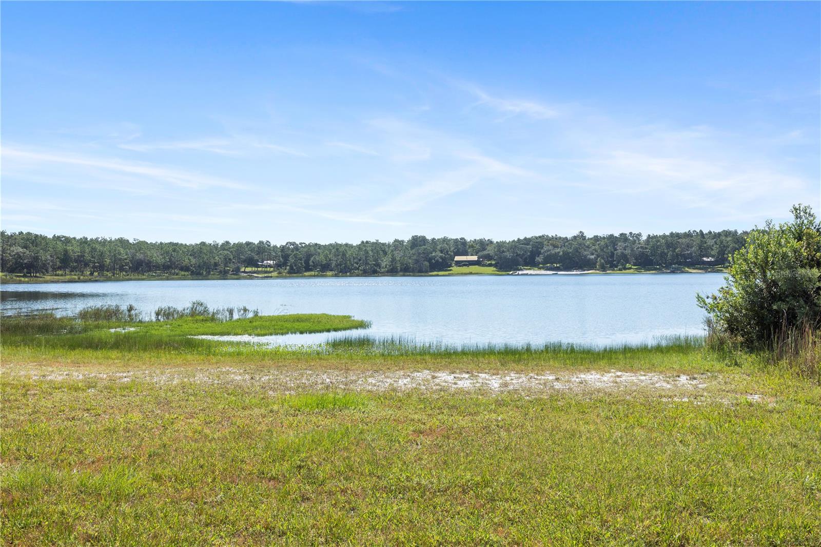 150 LONG LAKE RD, HAWTHORNE, FL, 32640