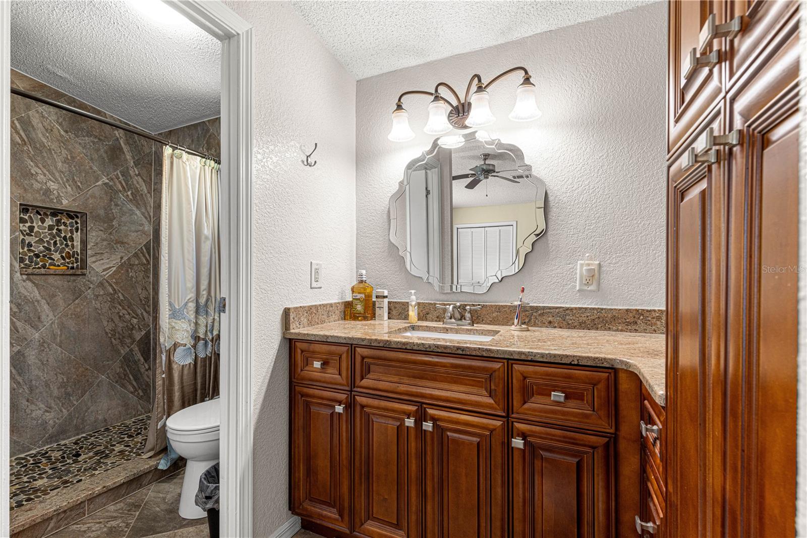 1854 W SCHWARTZ BLVD, LADY LAKE, FL, 32159