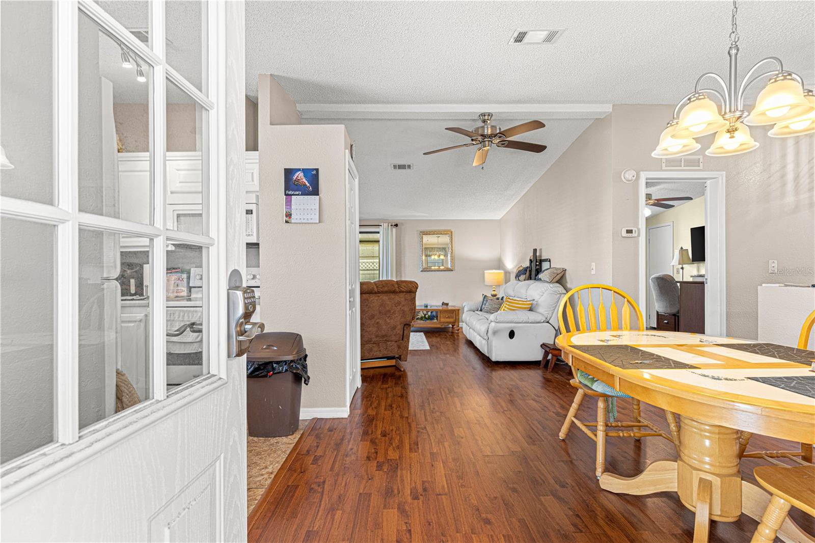 1854 W SCHWARTZ BLVD, LADY LAKE, FL, 32159