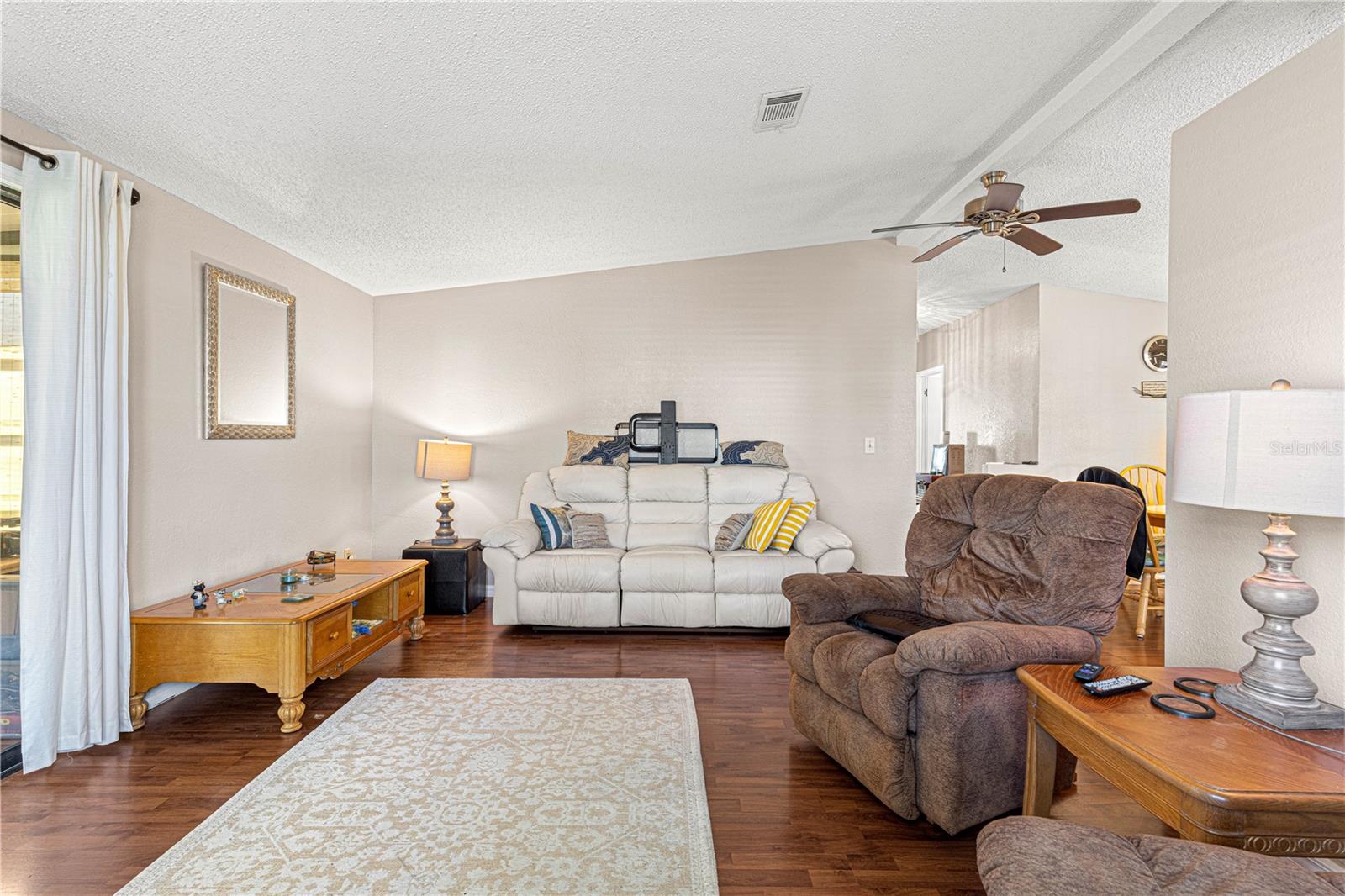 1854 W SCHWARTZ BLVD, LADY LAKE, FL, 32159
