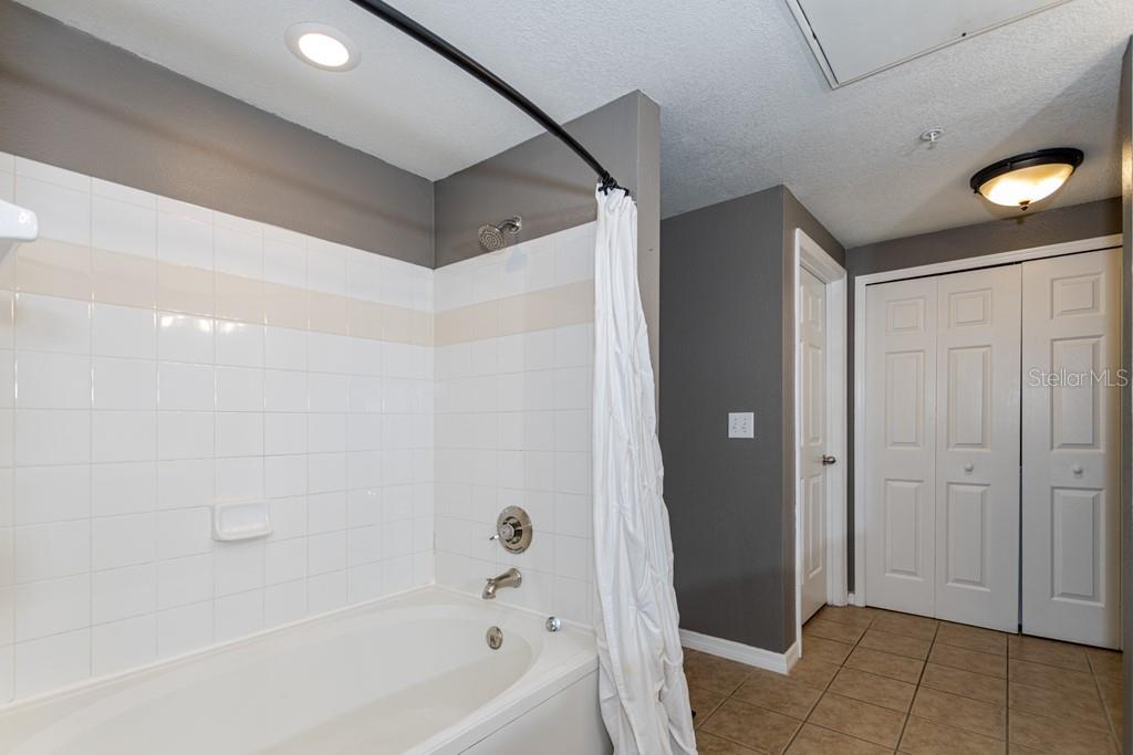 2010 E PALM AVE #14206, TAMPA, FL, 33605