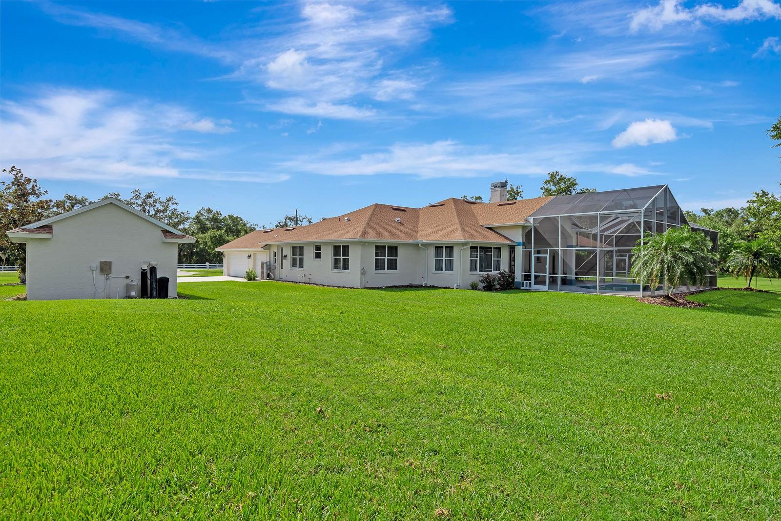 A4640614 Property Photo