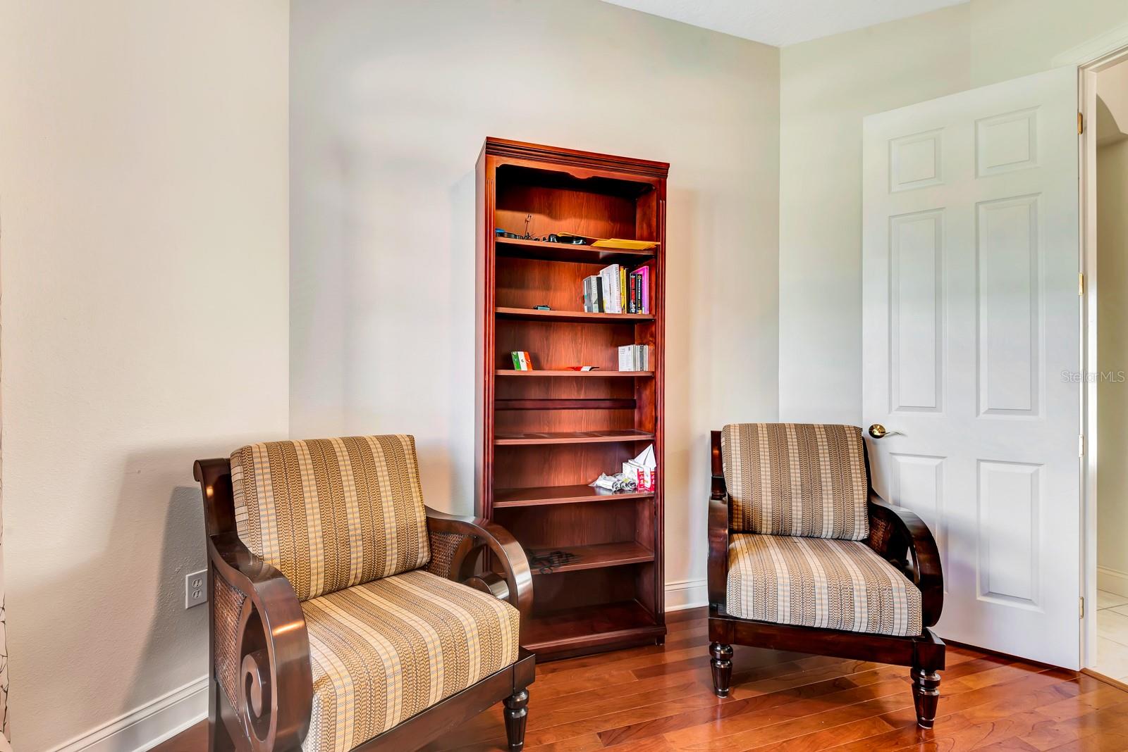 A4640614 Property Photo