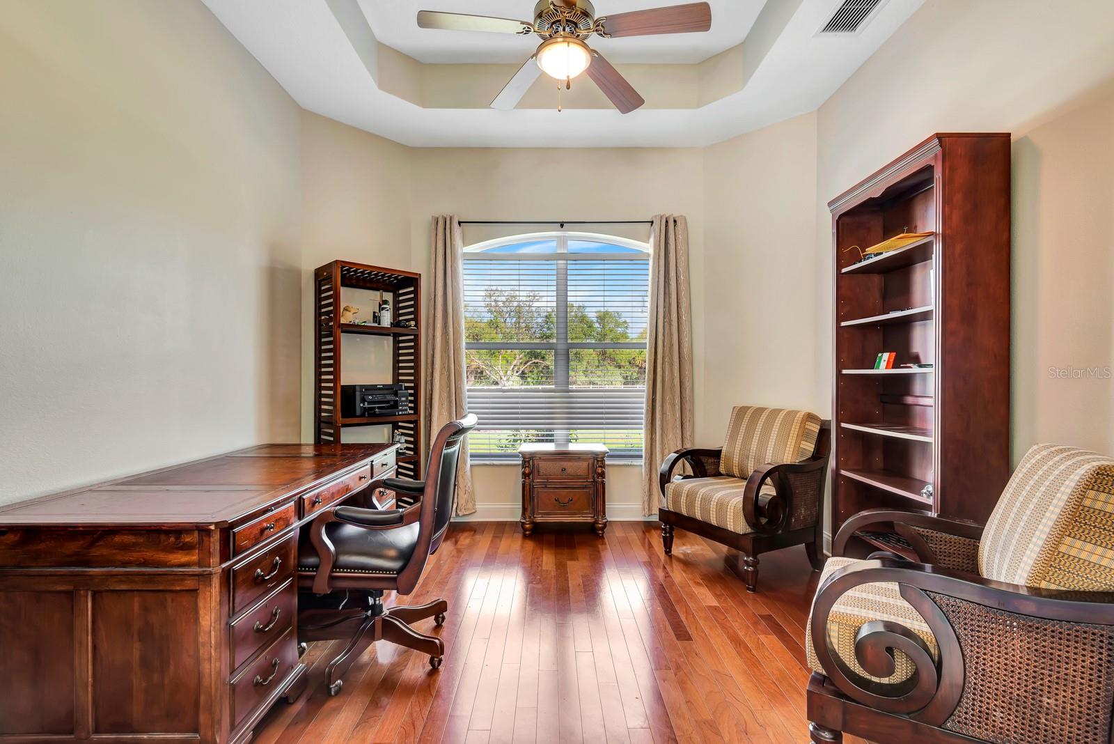 A4640614 Property Photo