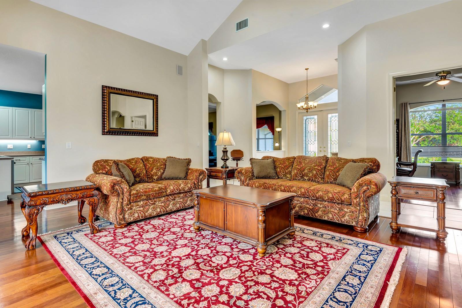 A4640614 Property Photo