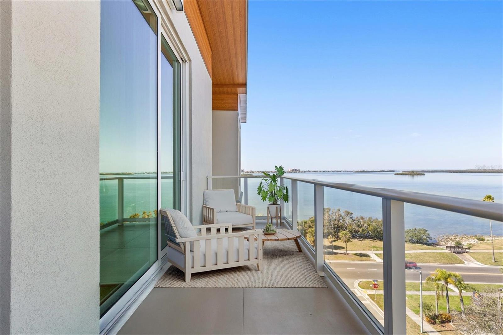 TB8350622 Property Photo