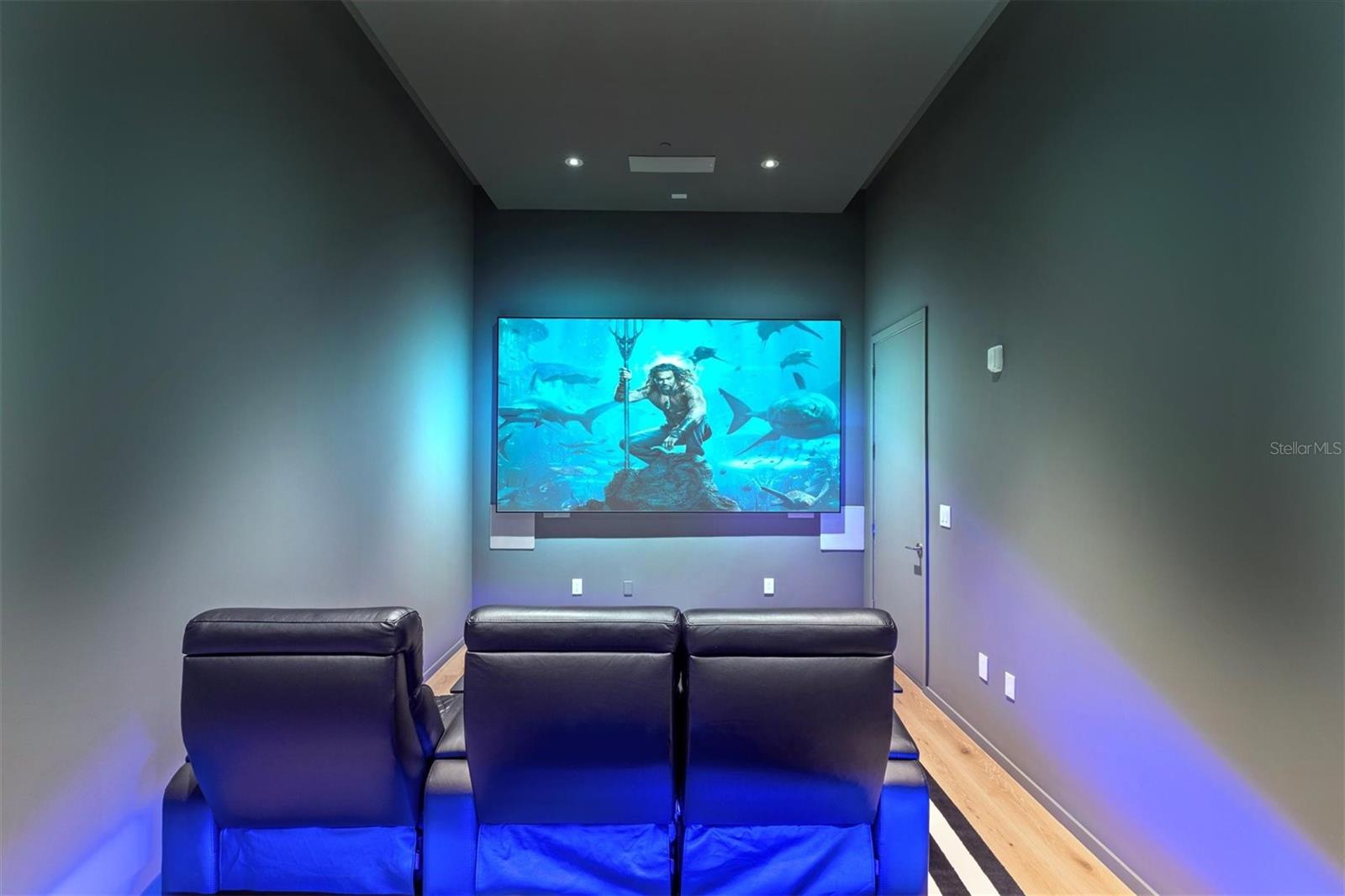 TB8350622 Property Photo