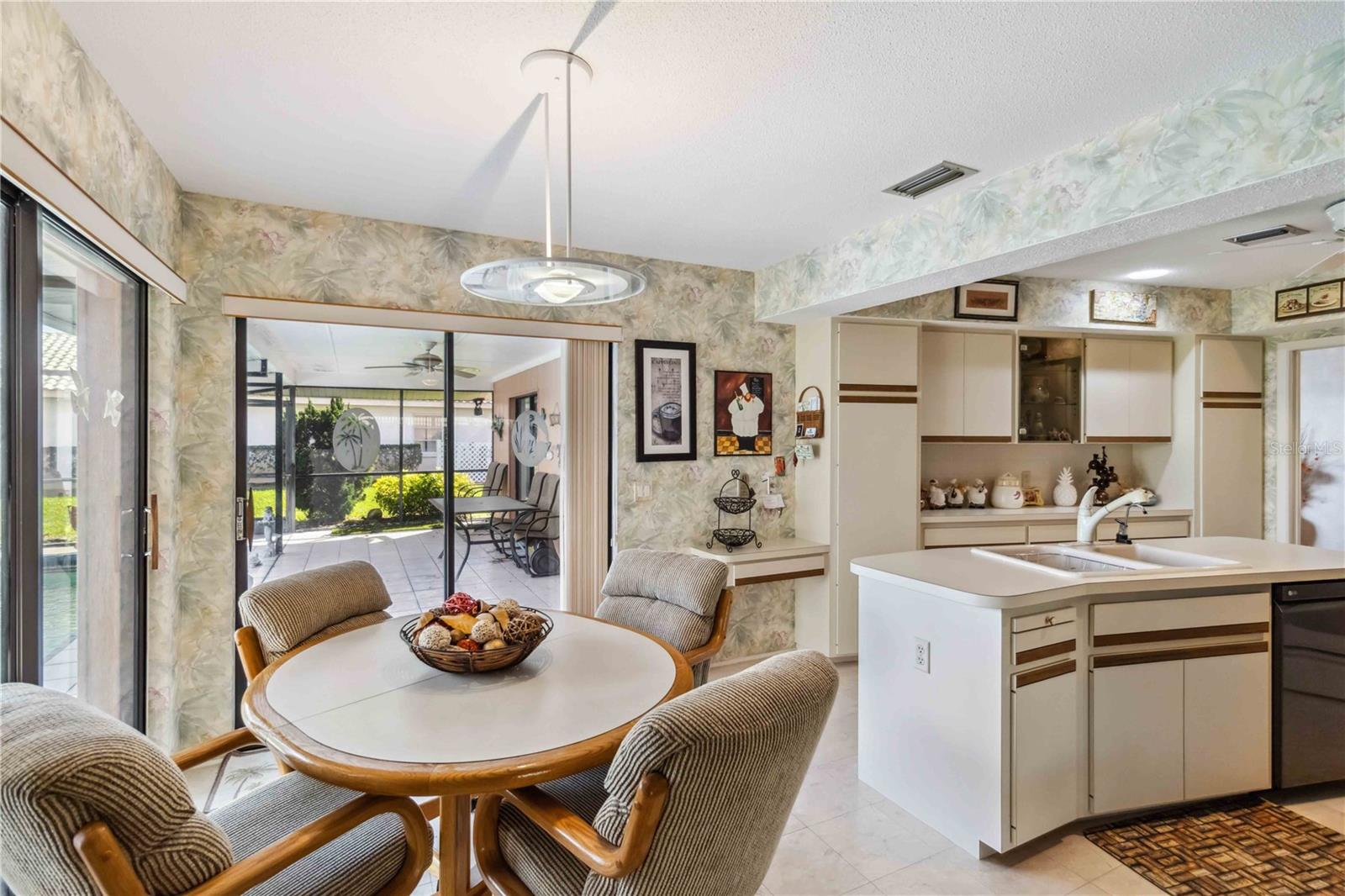 534 WARWICK LN, VENICE, FL, 34293