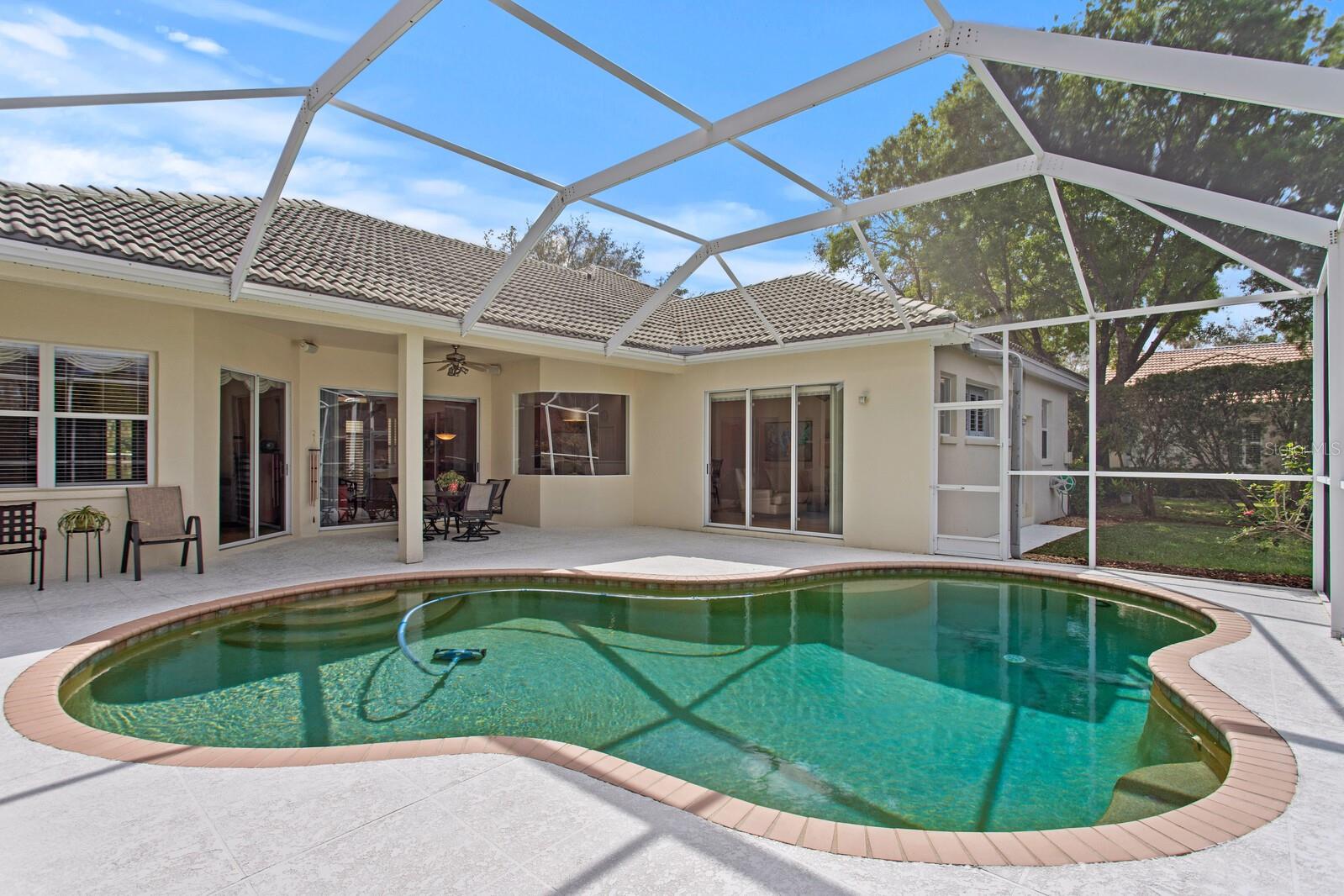 10214 GARDEN ALCOVE DR, TAMPA, FL, 33647