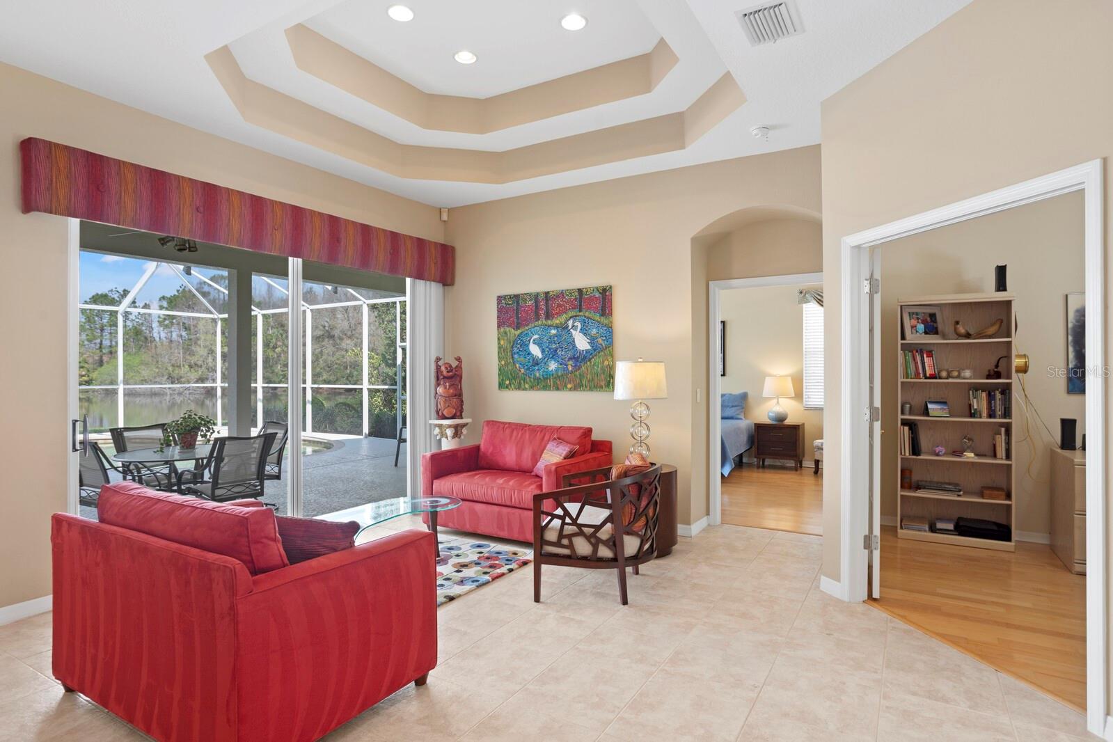 10214 GARDEN ALCOVE DR, TAMPA, FL, 33647