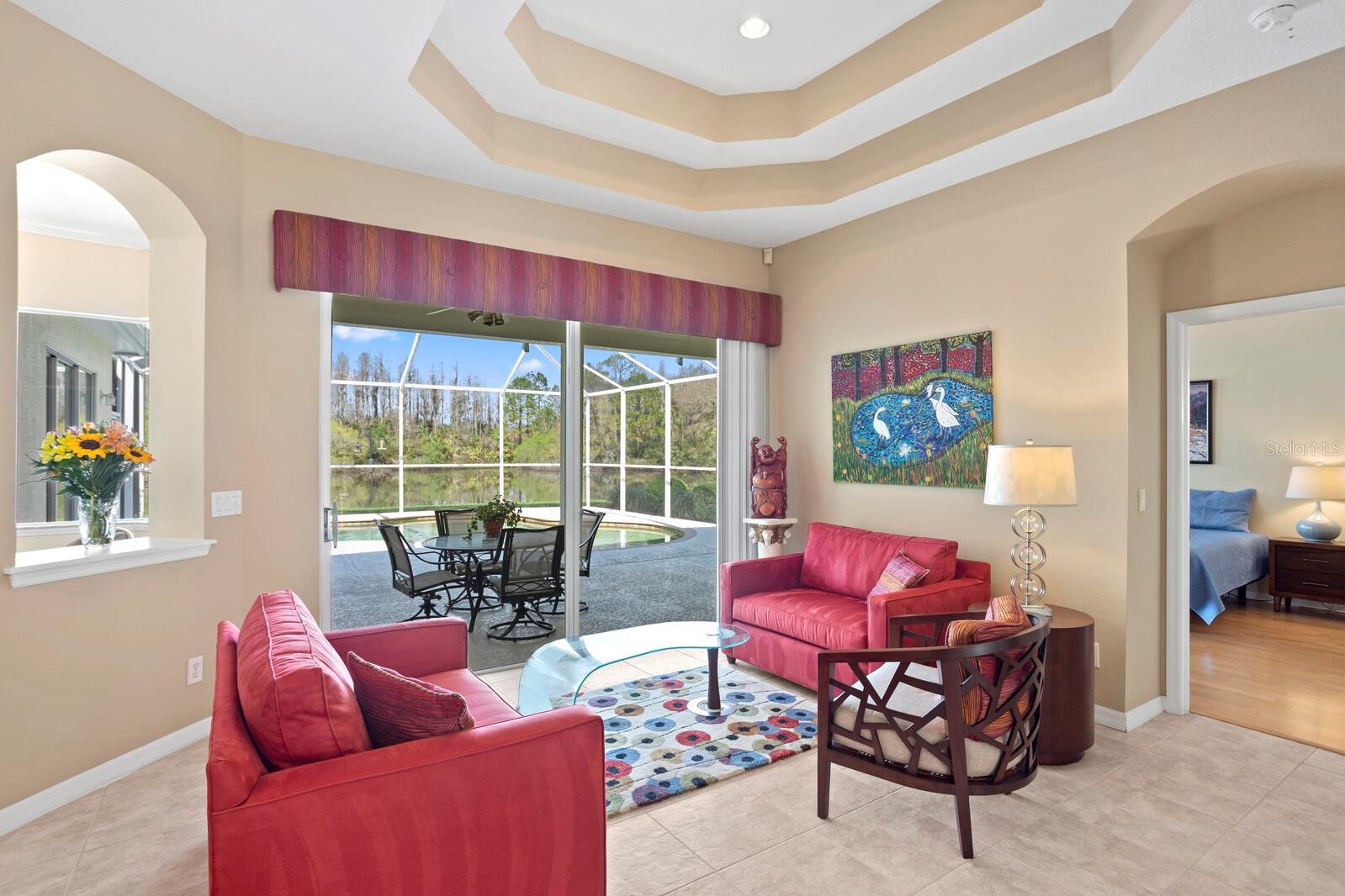 10214 GARDEN ALCOVE DR, TAMPA, FL, 33647
