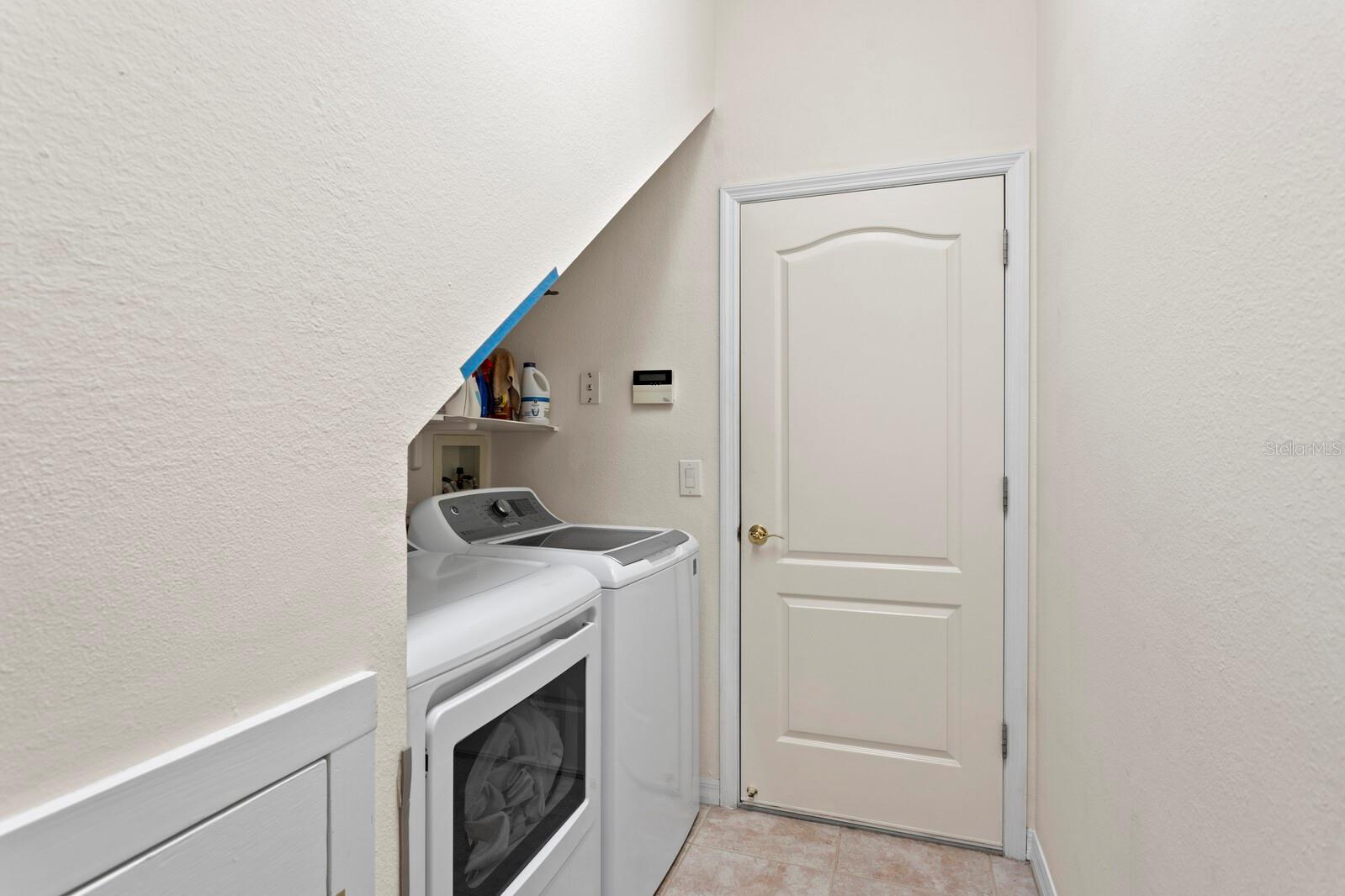 10214 GARDEN ALCOVE DR, TAMPA, FL, 33647