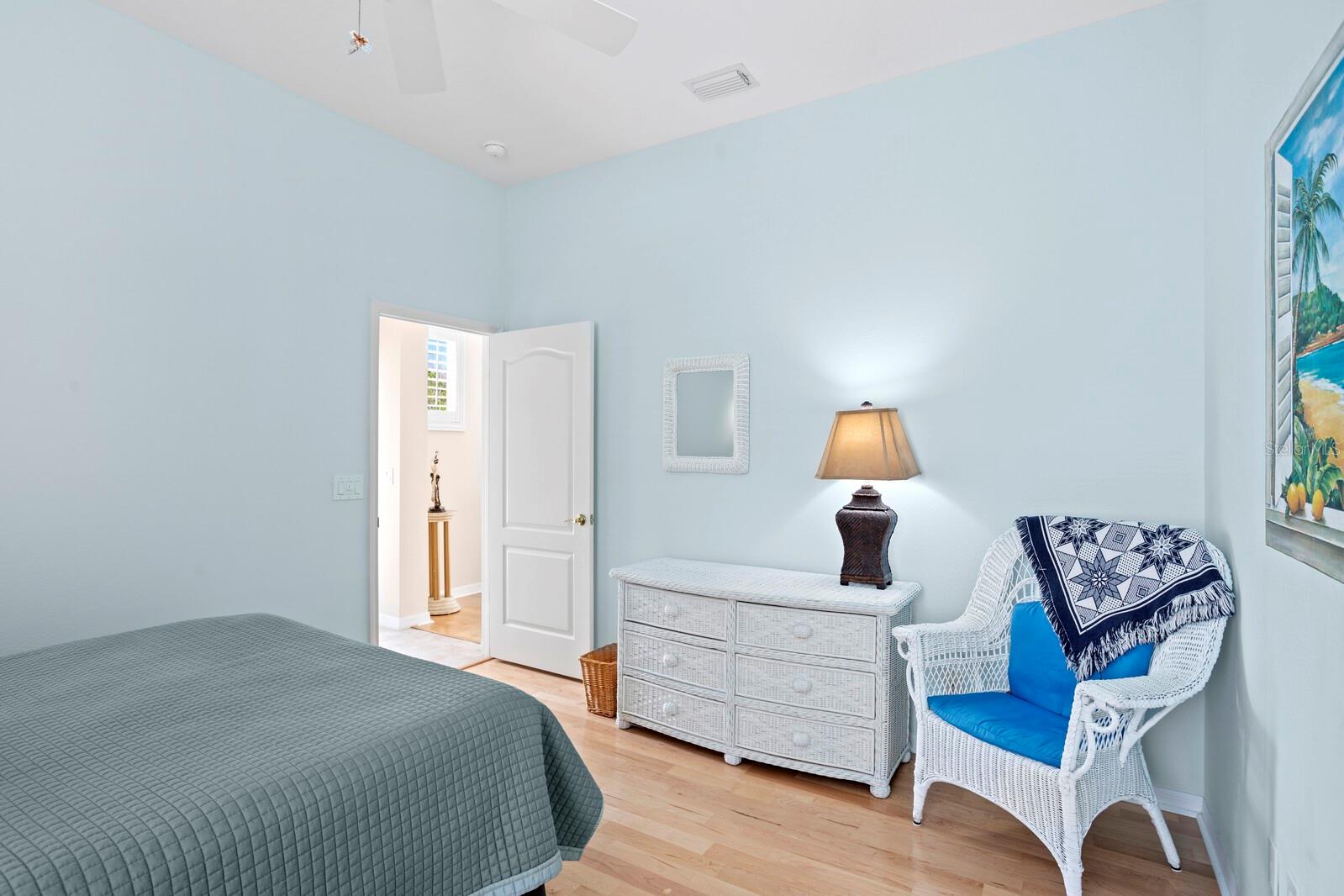 10214 GARDEN ALCOVE DR, TAMPA, FL, 33647
