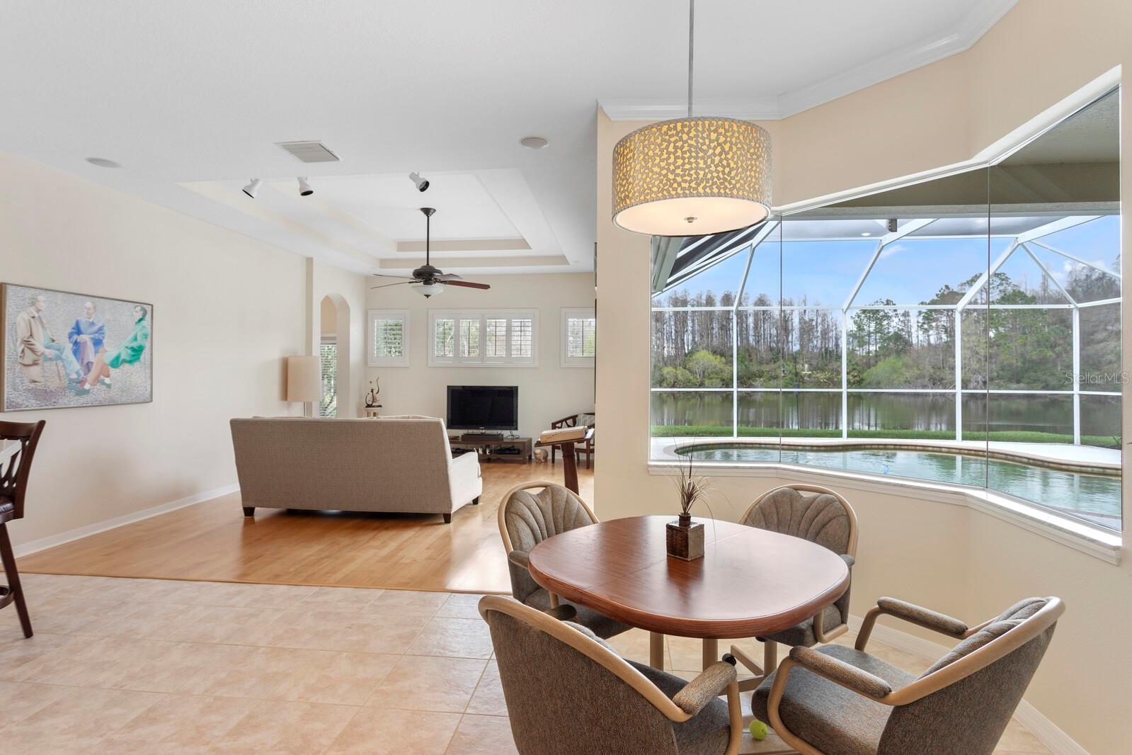10214 GARDEN ALCOVE DR, TAMPA, FL, 33647