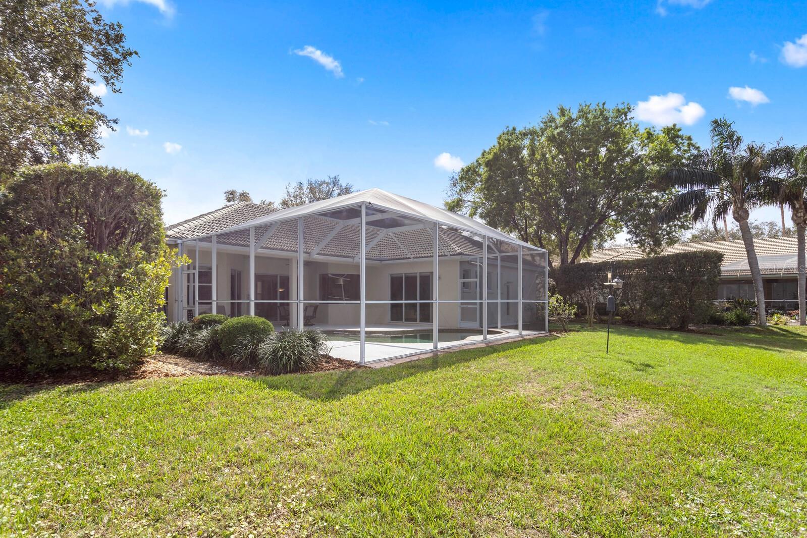 10214 GARDEN ALCOVE DR, TAMPA, FL, 33647