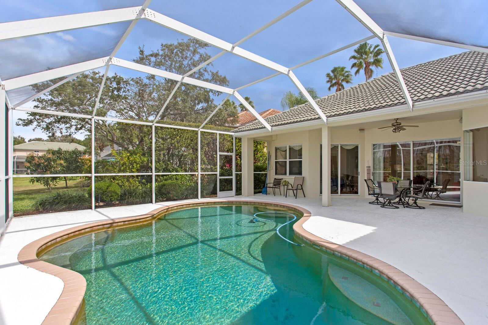 10214 GARDEN ALCOVE DR, TAMPA, FL, 33647