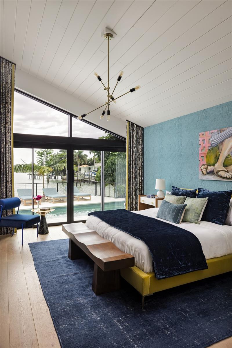 TB8350653 Property Photo