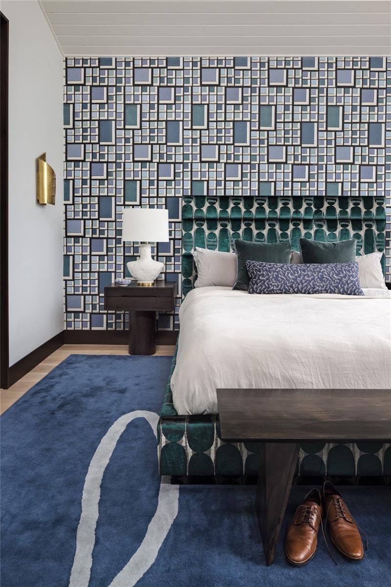 TB8350653 Property Photo