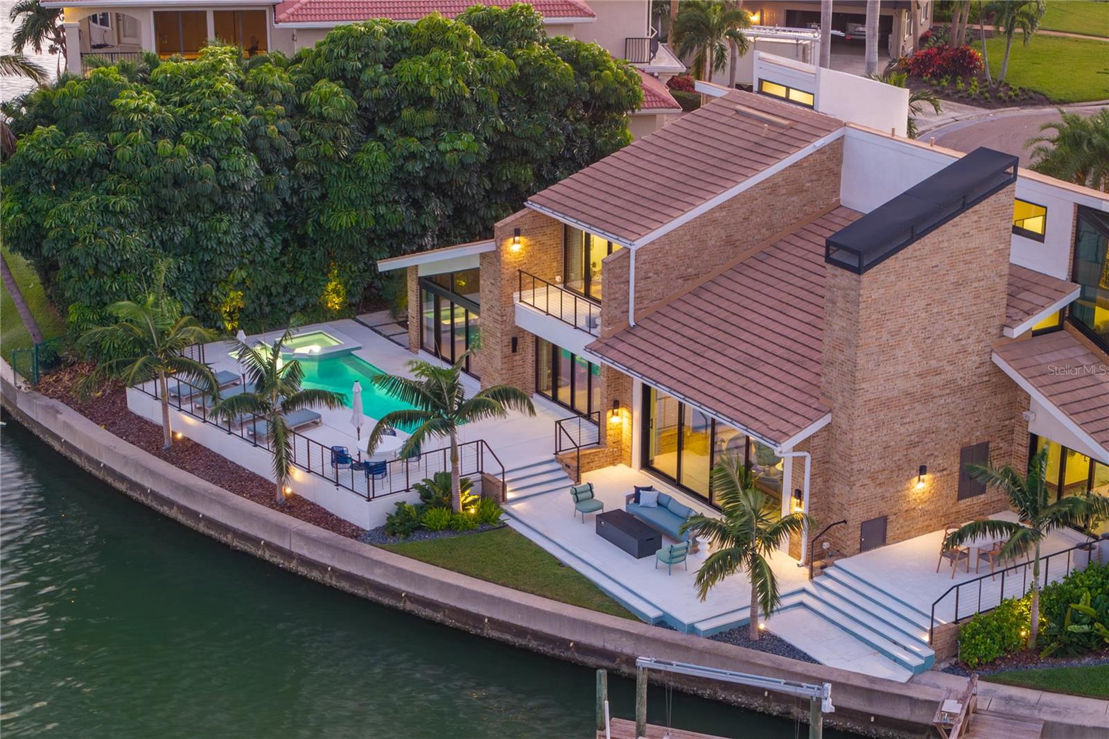 TB8350653 Property Photo