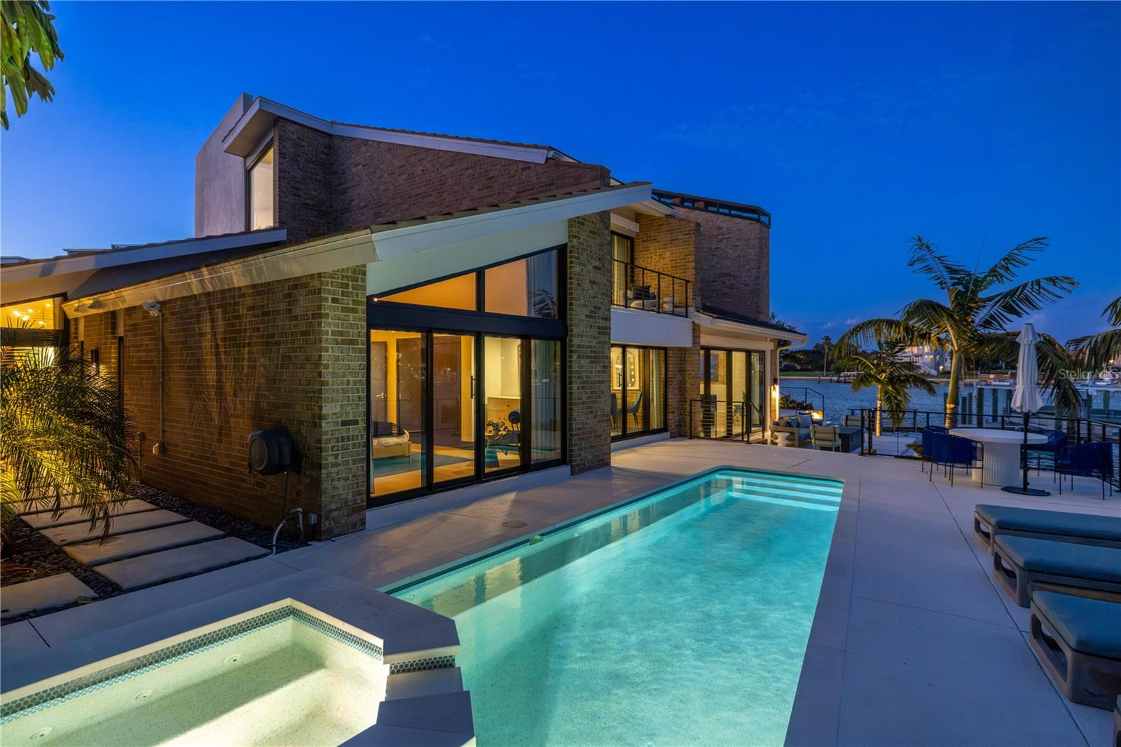 TB8350653 Property Photo